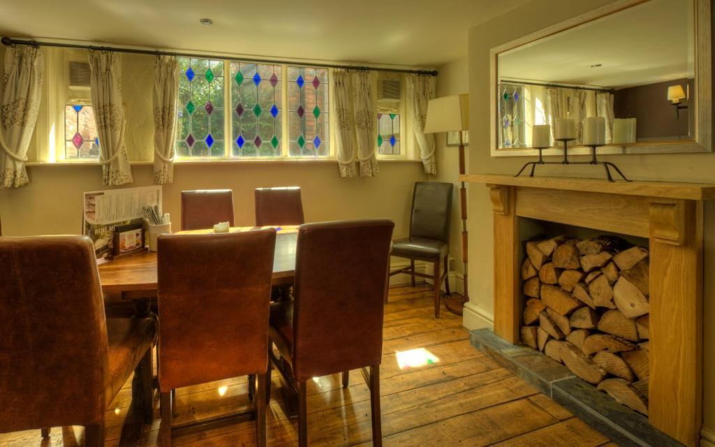 Dog & Partridge By Chef & Brewer Collection Hotel Tutbury Exterior photo